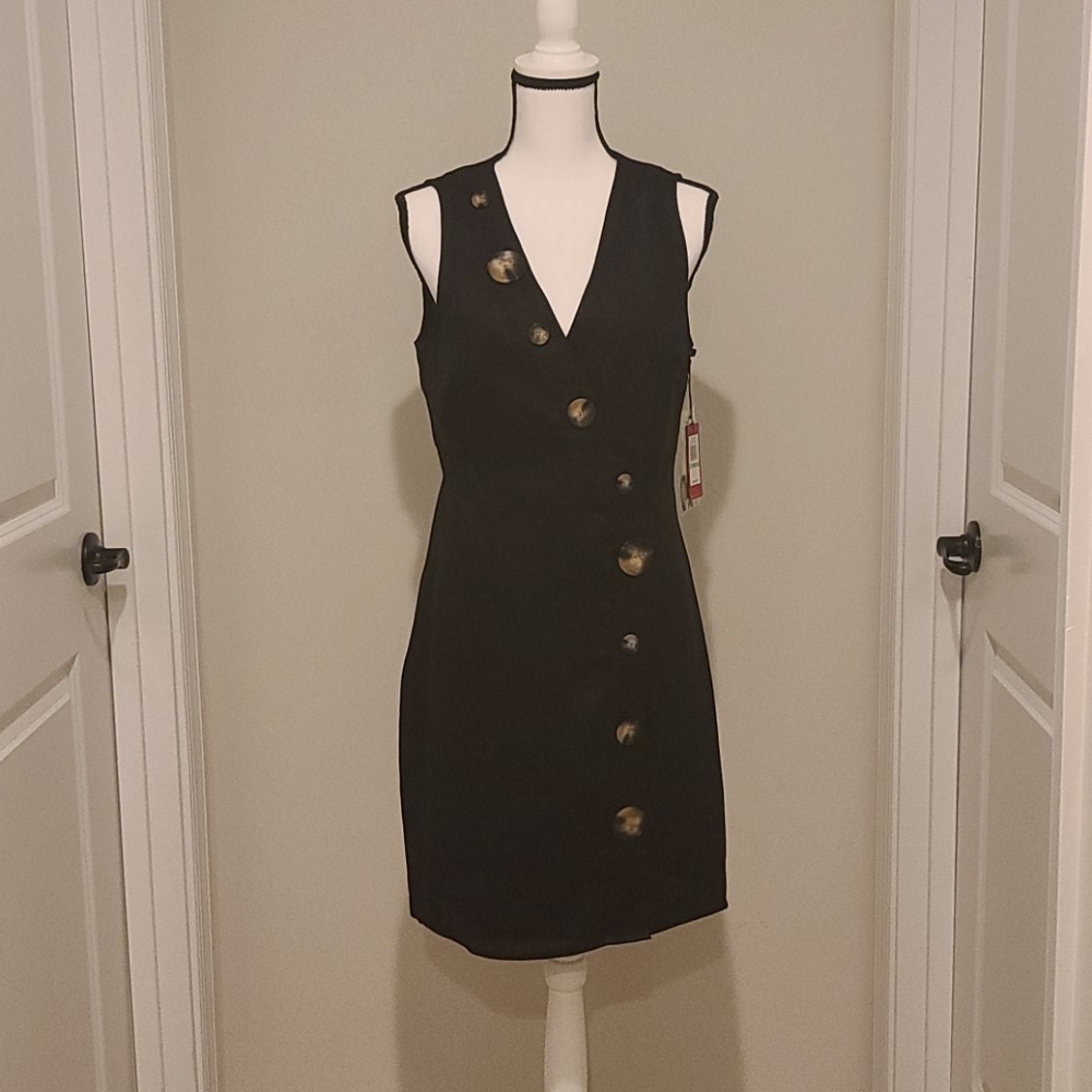 NWT Vince Camuto Oasis Bloom Dress